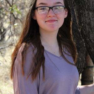 Meet your Posher, April